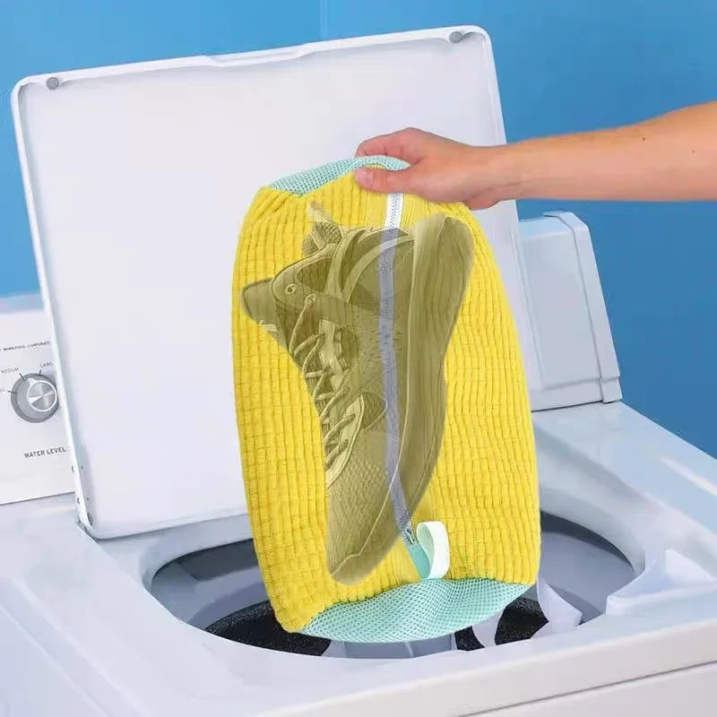 Skor tvättpåse med vadderat nät – Skor skydd, fluffiga fibrer, polyester. Skonsam mot skor i tvättmaskin och tork påse.